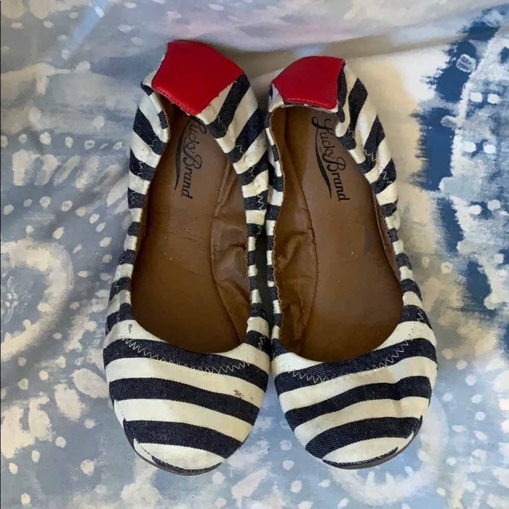 Lucky brand flats